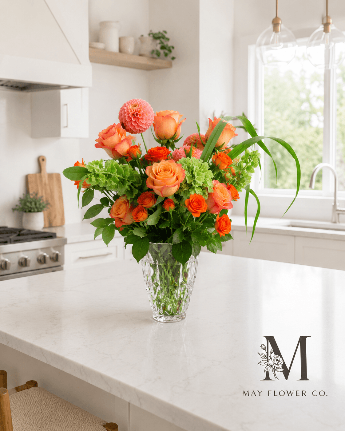 Luxe statement arrangement